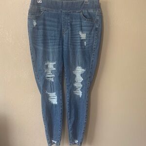 25. Fashion to Figure size 1X Distressed Medium Blue Jeggings